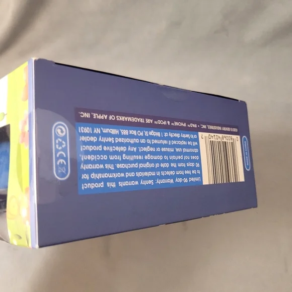 2 x Kids Headphones w/mic. - Picture 15 of 16